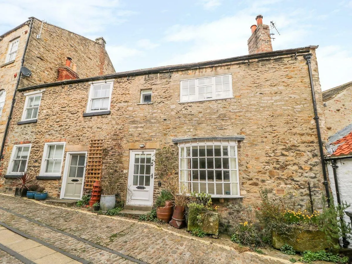 Villa 11 Tower Street Richmond